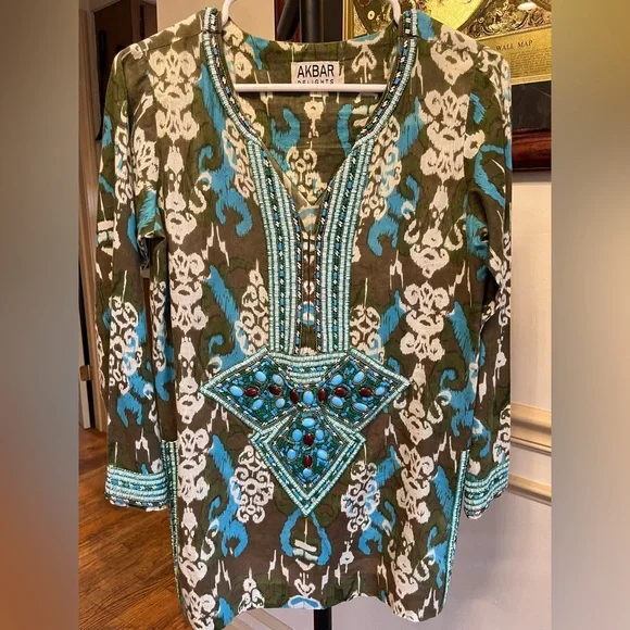 heavily beaded vintage tunic - Picture 2 of 8